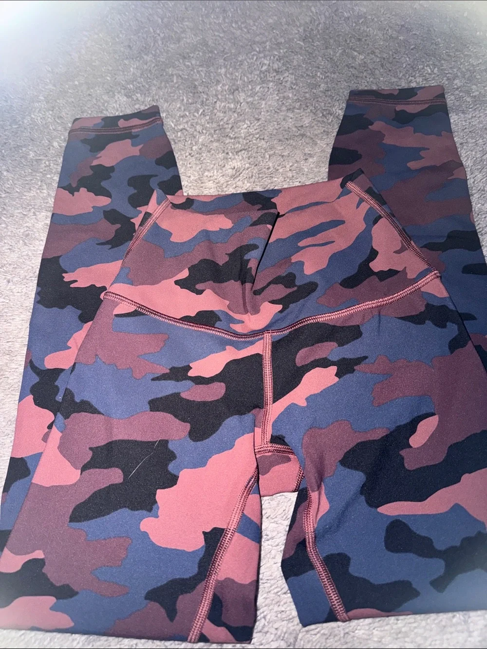 lululemon athletica woman’s ' Camo Print Leggings in Rose, Navy & Black